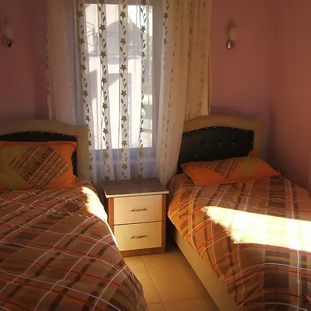 Daire Mandalin Apart Turgut Koy *